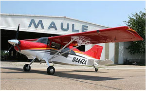 4-seater private plane