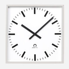 airport clock