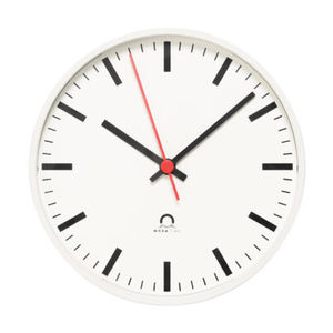 airport clock