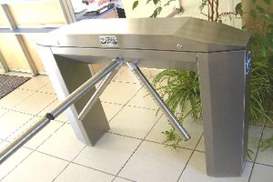 tripod turnstile / for access control / for airports