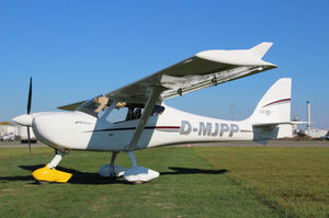 2-person light sport aircraft