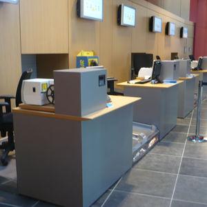 check-in kiosk with boarding pass reader / with passport reader / with electronic ticket reader / floor-standing