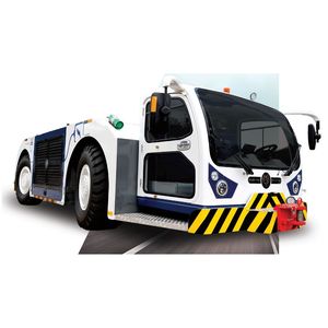 towing tractor