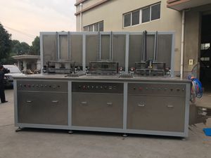 aircraft cleaning machine