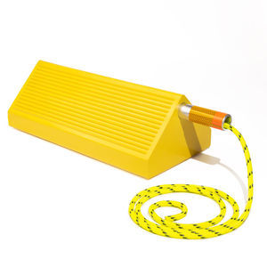 aircraft wheel chock