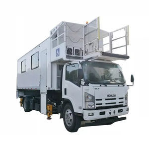 self-propelled ambulift