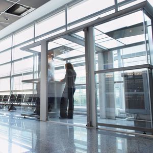 airport smoking cabin