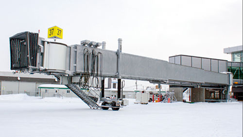 Passenger boarding bridge - ADELTE