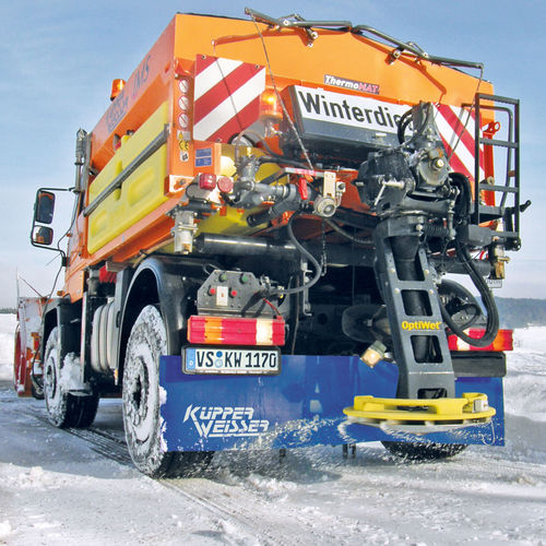 Spreader deicer IMS series BOSCHUNG AIRPORT DIVISION for airport runway
