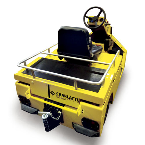Towing tractor - TE206 - CHARLATTE MANUTENTION - for luggage trolleys / electric / with towbar