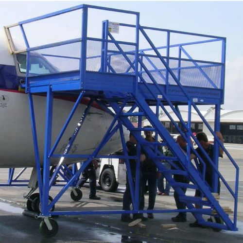 Nose access platform - 3130 CRJ - DAE INDUSTRIES - movable