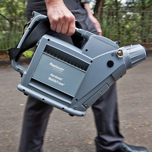 mobile trace explosive detector