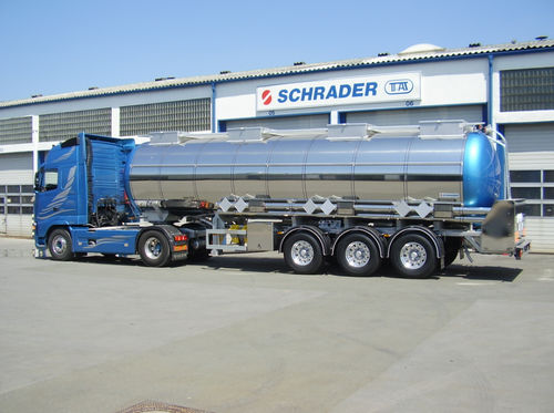 Self-propelled refueller - SCHRADER T+A FAHRZEUGBAU GMBH & CO. KG - for airport