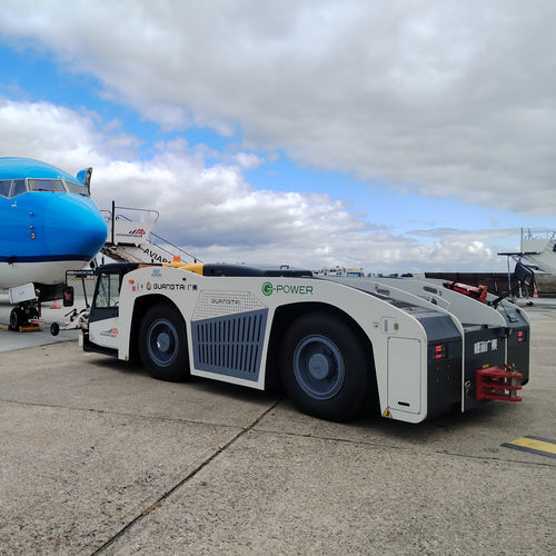 Towing tractor - GT27D  - WEIHAI GUANGTAI AIRPORT EQUIPMENT CO., LTD - for aircraft / electric / with towbar