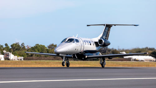 Business jet - Phenom 100EV - EMBRAER - private / twin-engine / 0 - 10 Pers.