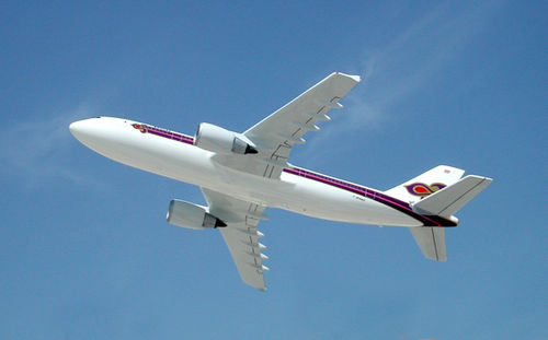 Airplane model - Airbus A300s - Bader models