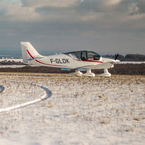 Instructional aircraft - DR401 - 120A - Robin New Aircraft - single-engine / piston engine / 3-seater