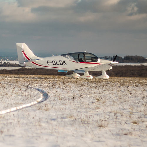 Instructional aircraft - DR401 - 160A - Robin New Aircraft - single-engine / piston engine / 4-seater