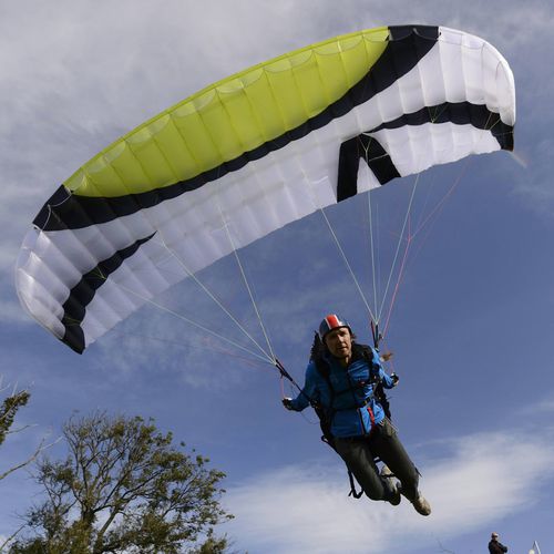 Performance Paraglider - TONIC2 - Skywalk GmbH & Co. KG - Mountain ...