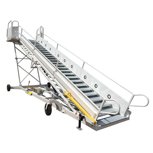 Boarding stairs - 15F2830 - Clyde Machines Inc. - mobile / towed / for aircraft