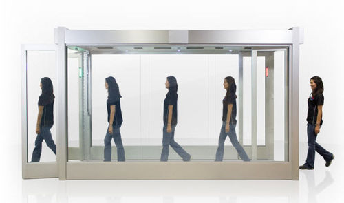 Airport security air lock - Horton Automatics - for access control / automatic