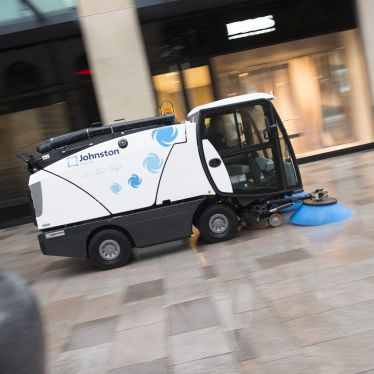 Airport sweeper - C201 - Johnston Sweepers Ltd - ride-on / compact