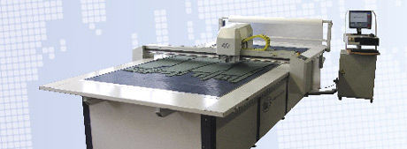 Multi-material cutting machine - SK25 - KURIS SPEZIALMASCHINEN GMBH - knife / for the aerospace industry / CNC