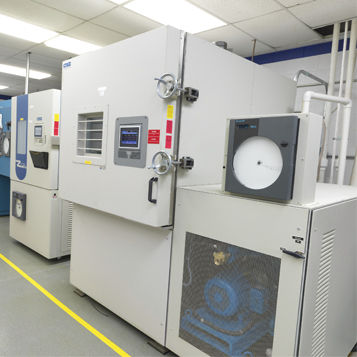 Temperature test chamber - Cincinnati Sub-Zero  - humidity / pressure / for the aerospace industry