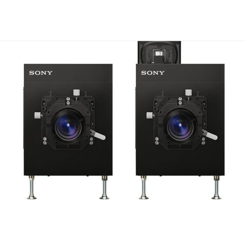 Flight simulator projector SRXR815DS Sony training