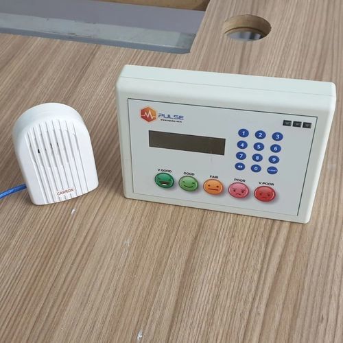 Countertop customer feedback device - BT - Madbee mobility solutions pvt.ltd - for airport