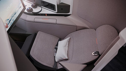 Aircraft cabin seat - Unum One SA - Unum Aircraft Seating - for business class / with armrests / with table