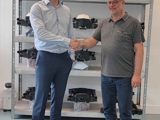 Focus on Laser Connectivity: A Strategic Meeting with Cucuyo