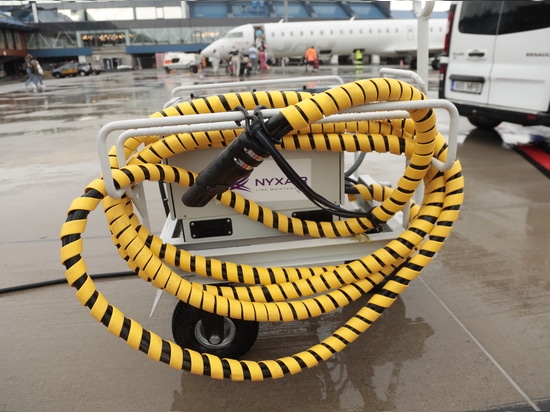 Early Version of EAR-800 Displayed in 2020