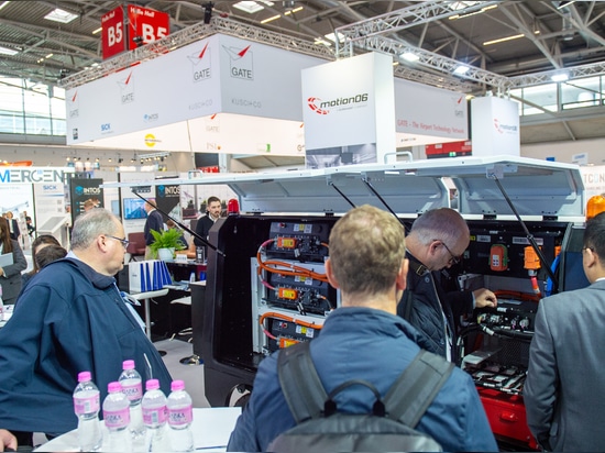 AEME GSE presenta a Monaco di Baviera l'innovativa unità di potenza a terra EcoTug alimentata a batteria