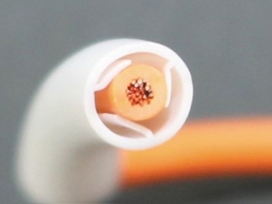 Grip Tube (patented MAX material) comes in 3 sizes (1.9mm x 2.1mm, 2.5mm x 2.7mm and 3.2mm x 3.7mm). This does not require a heat gun and can easily be removed from the cable.