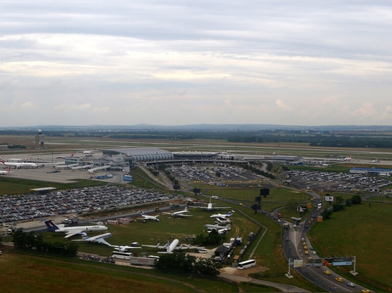 Budapest Airport Overview.