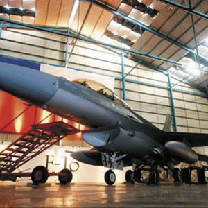 hangar per aereo 1