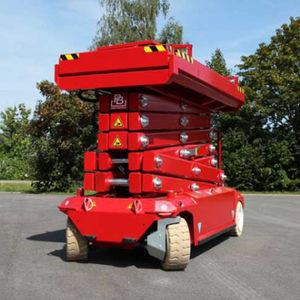 piattaforma elevatrice da lavoro