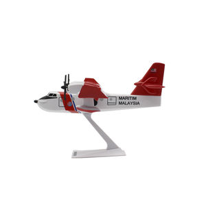modellino di aeroplano 1/100 1