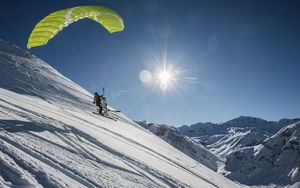 parapendio da montagna