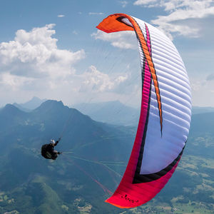 parapendio da montagna
