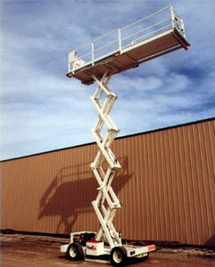 piattaforma elevatrice per manutenzione