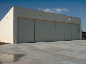 porta per hangar scorrevole 1