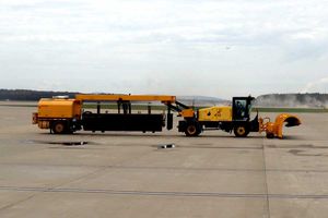 spazzola per spazzatrice per pista d'aeroporto