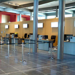 banco di check-in 1