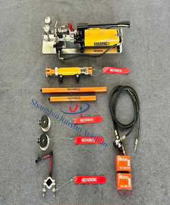 utensile per la manutenzione dei motori 1