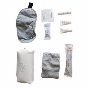kit da viaggio per aereo di linea 1