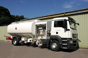 Autocisterna aeroportuale semovente - FLUID TRANSFER INTERNATIONAL LTD. - per aereo