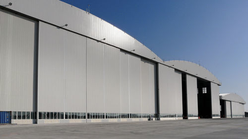 Hangar per aereo - MRO and Maintenance Hangar with Office Facilities - JOHN REID & SONS (STRUCSTEEL) LTD - aperto / per aeroporto