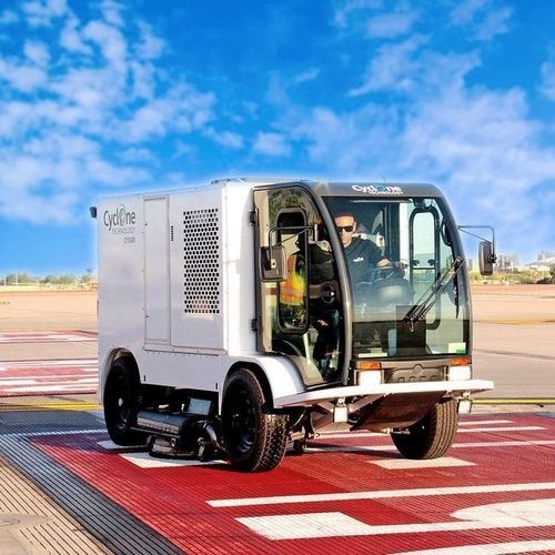 Macchina di pulizia per pista di aeroporto per pista d'aeroporto - CY5 series - CYCLONE TECHNOLOGY - per aeroporto / montata su camion / per pulizia di superficie